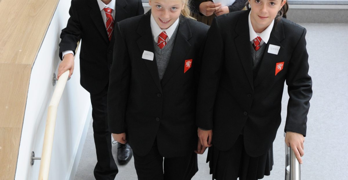 Year 7 Settling In Evening DSC 8616 1200x622