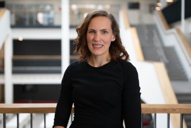 Mrs K Smithson UoB Staff Portraits 2018 www.thombartley.com 28 388x260